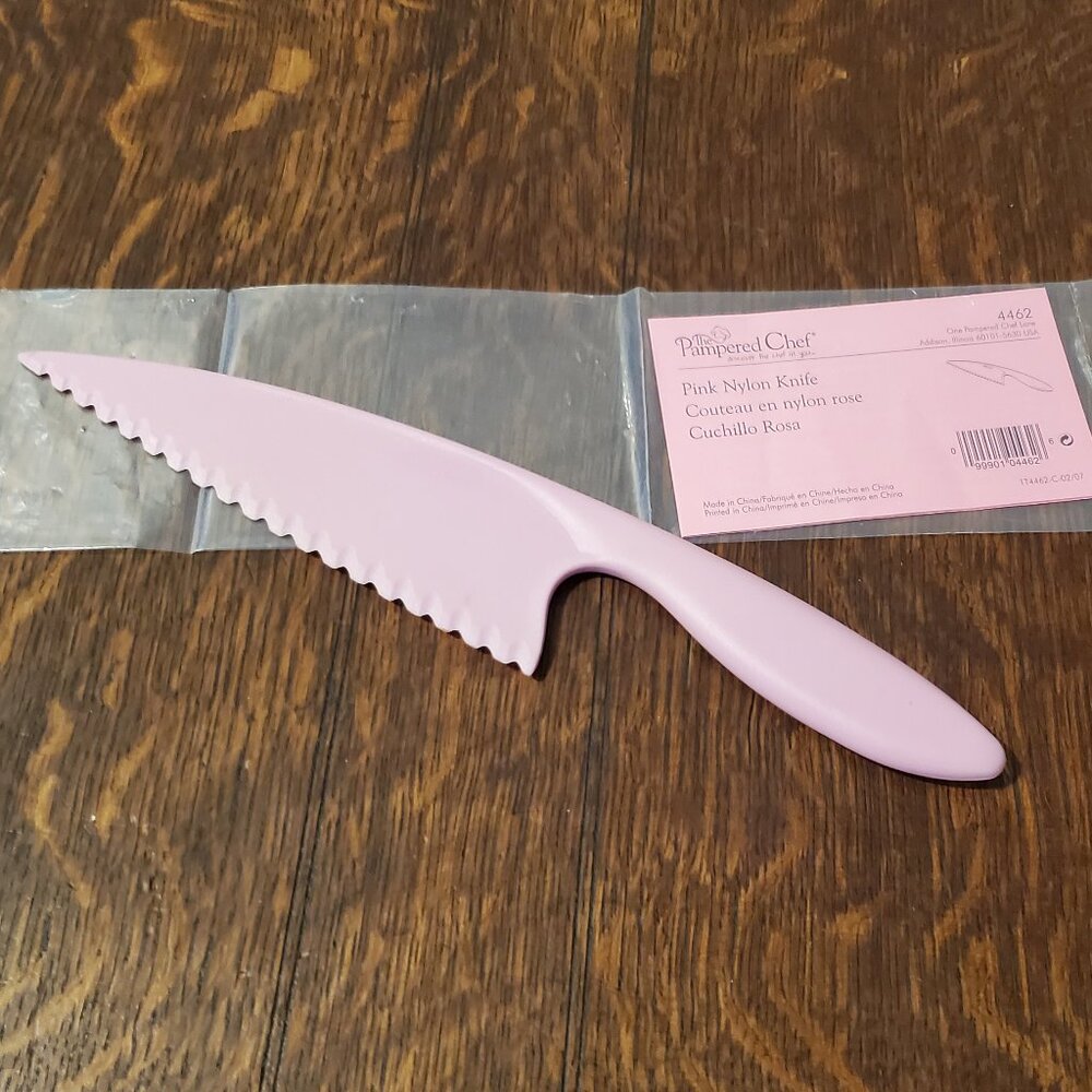 Pampered Chef Pink Nylon Knife